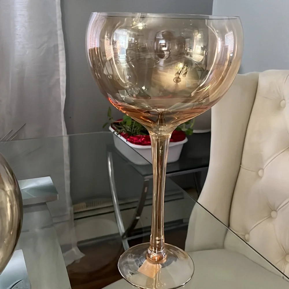 Hermosos. Set de copas. De decoración es de z gallery usado pero como nuevo
